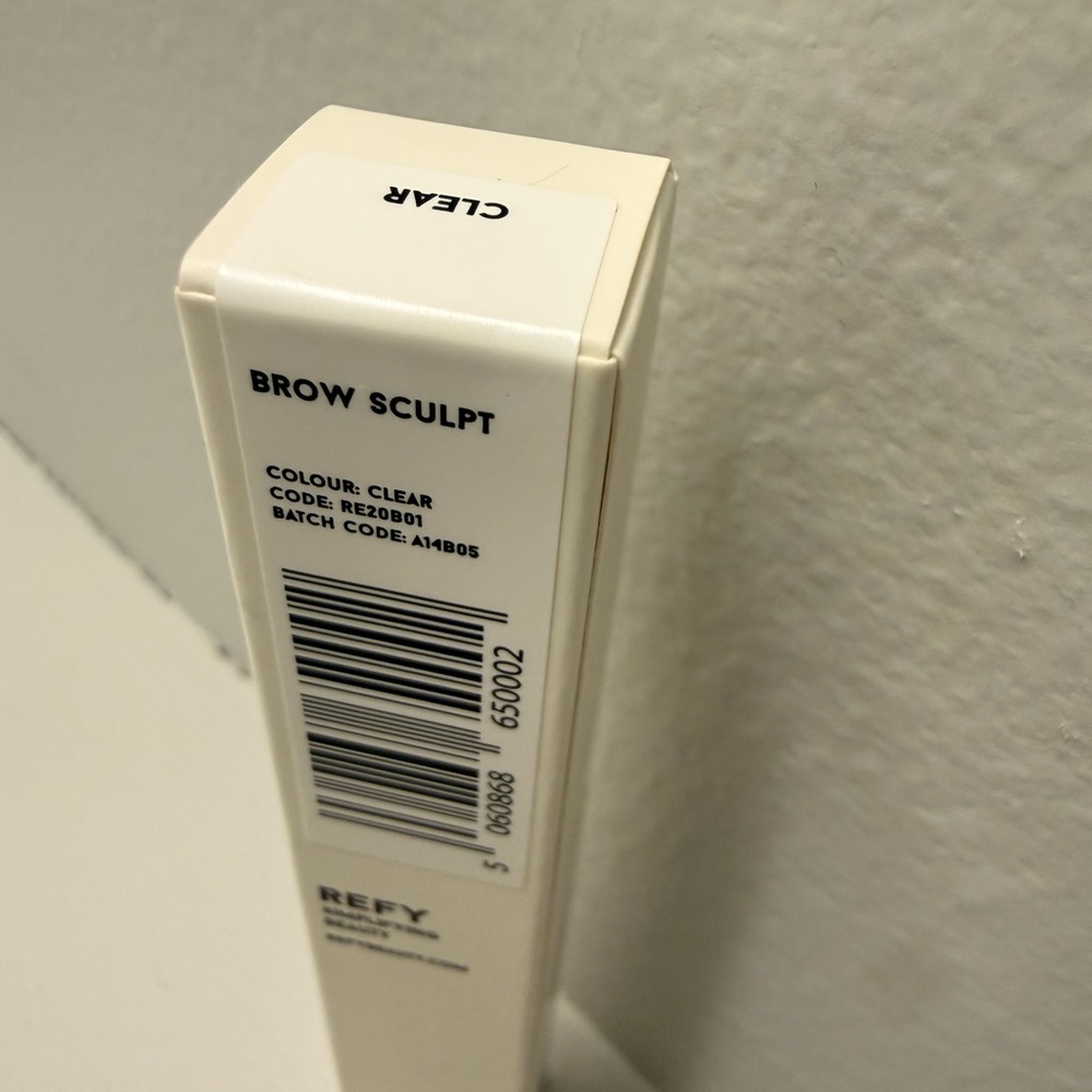 REFY Brow Sculpt - Clear Finish - Picture 2 of 3
